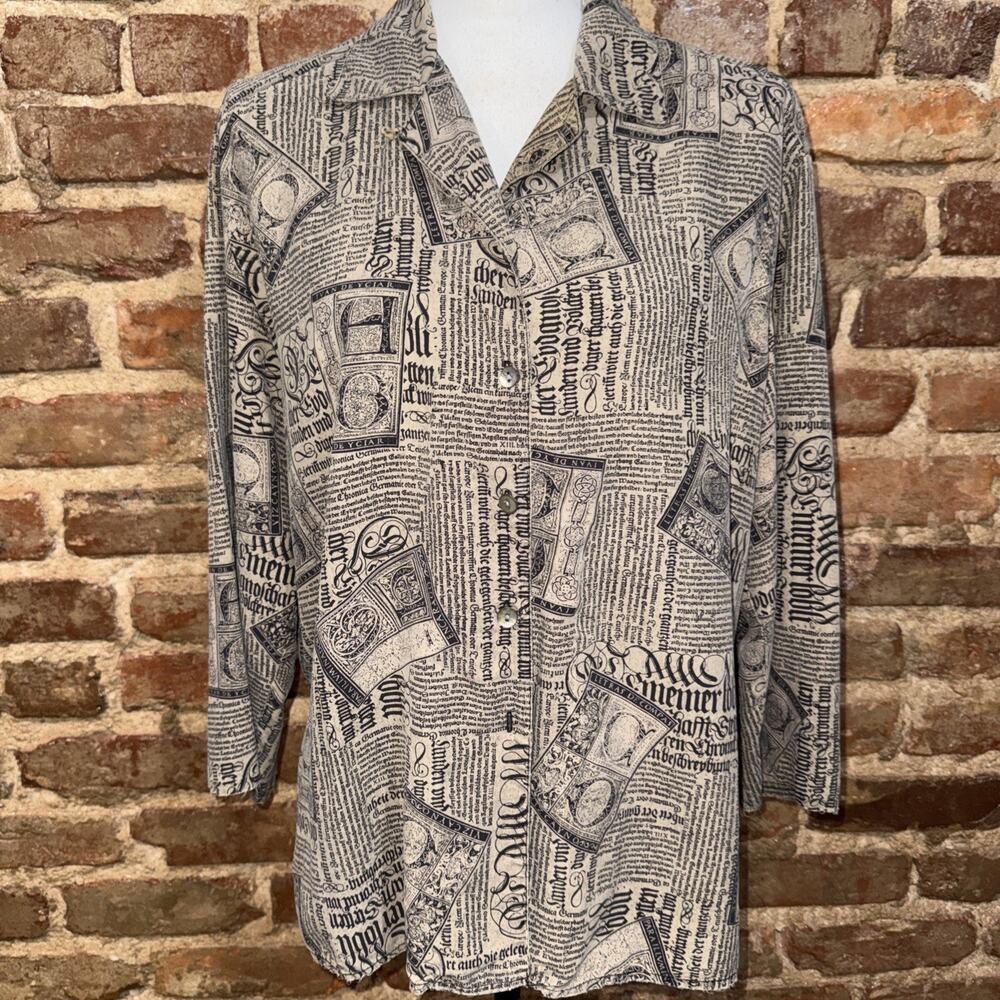 Vtg STUDIO 3000 Blouse Shirt 100% Silk Silver Grey Black Newspaper Womens Sz L